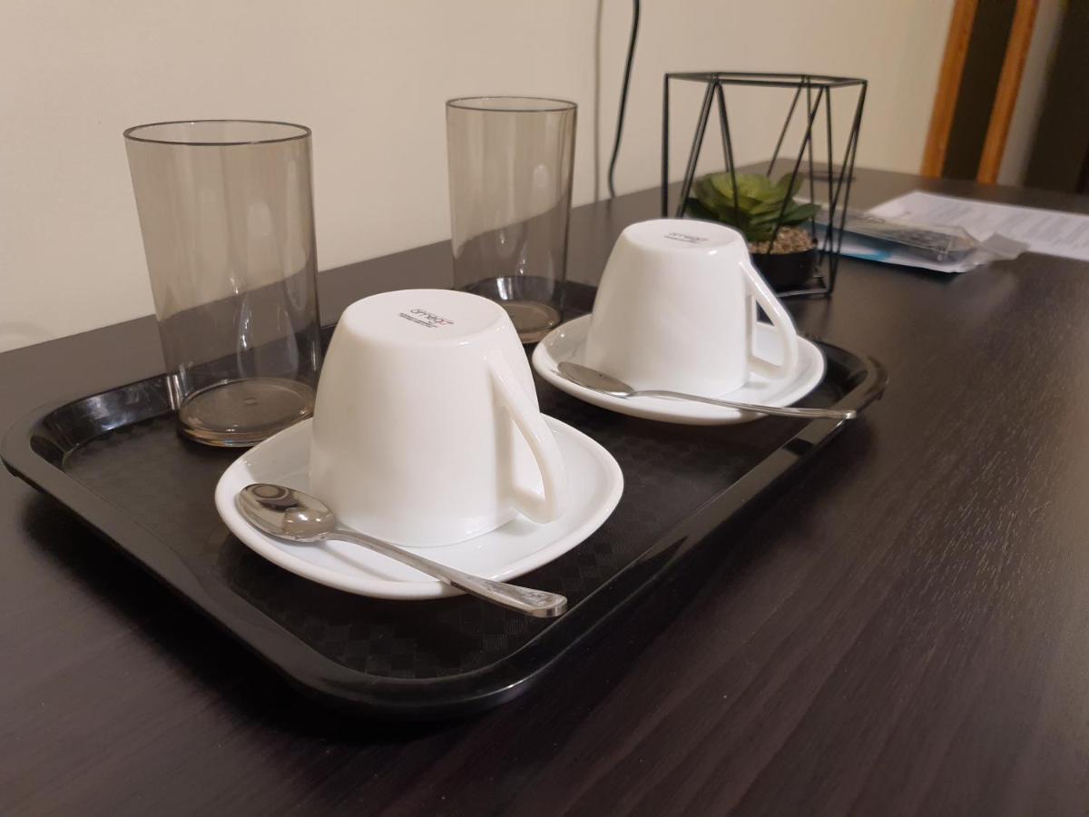 2428 Suites Urdaneta Esterno foto